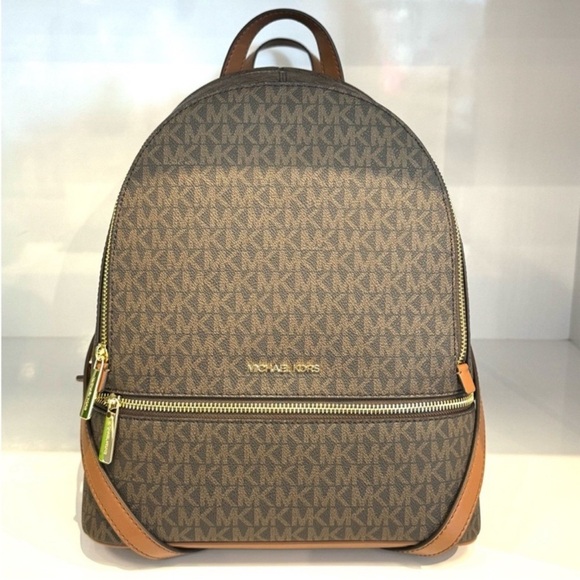 Michael Kors Rhea Medium Signature Logo Backpack Brown Signature - Picture 2 of 8